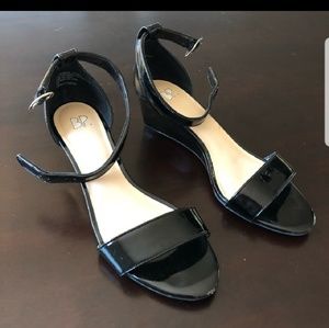 Black Stappy Sandals